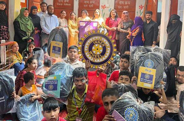 কেরানীগঞ্জে বিশেষ চাহিদাসম্পন্ন শিশুদের প্রতি মানবিক সহায়তা প্রদান