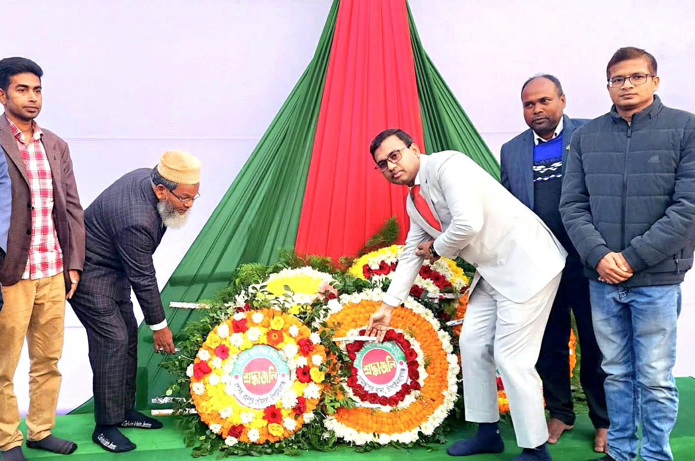 গোমস্তাপুরে নানা কর্মসূচীতে মহান বিজয় দিবস পালিত