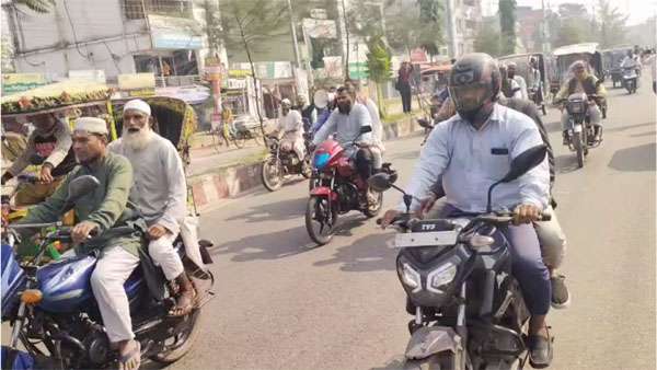 নাটোরে বিশেষ অভিযানে আটক ৯ ‘লকডাউন’ এর পক্ষে-বিপক্ষে আ’লীগ ও জামায়াতের মিছিল ও শোডাউন