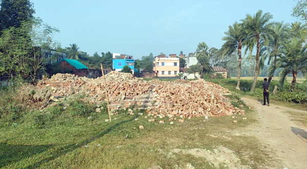 কোটি টাকা মূল্যের পাটগুদামের সরকারি সম্পত্তি নিয়ে ‘অবৈধ’ কারবার