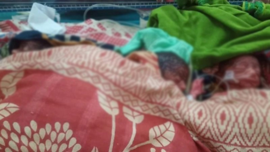 একসঙ্গে পাঁচ সন্তানের জন্ম, মারা গেল দুইজন