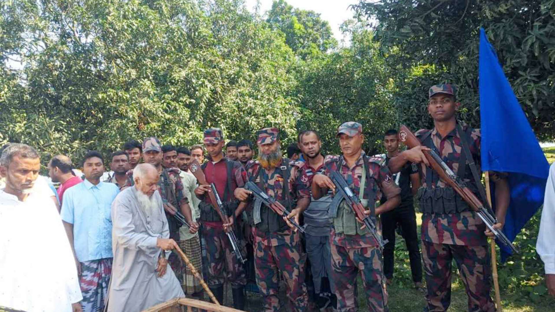 সীমান্তের শূন্যরেখায় শেষবার বোনের মুখ দেখলেন বাংলাদেশি ভাই