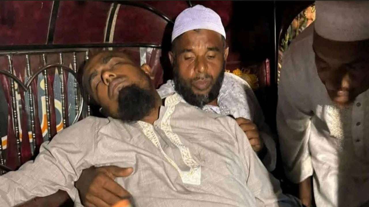 মসজিদে রাজনৈতিক কার্যক্রম নিয়ে জামায়াত-বিএনপির সংঘর্ষ, আহত ১