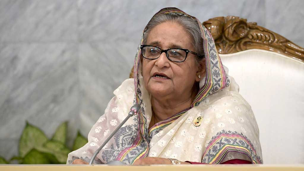 ভারতে থাকা হাসিনাসহ ১৭ জনের দেশত্যাগে নিষেধাজ্ঞা