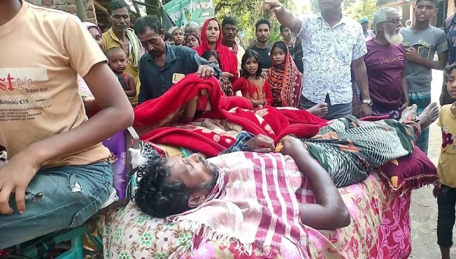নাচোলে বিএনপির দু গ্রুপে সংঘর্ষ আহত ১৪