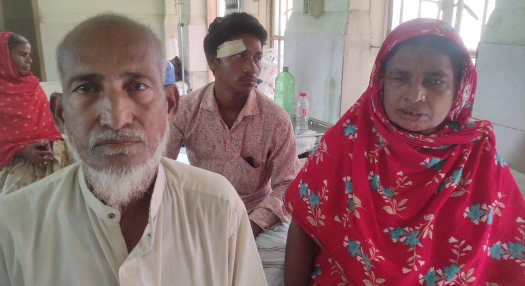 নওগাঁয় চেয়ারম্যানের বিরুদ্ধে গৃহবধূকে মারপিটের অভিযোগ