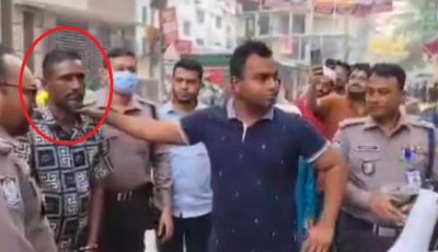 মোহাম্মদপুরে চাঁদাবাজ গ্রেপ্তার, হাতকড়া পরিয়ে মাইকিং পুলিশের