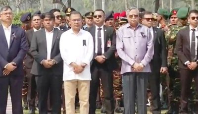 বনানী সামরিক কবরস্থানে রাষ্ট্রপতি-প্রধানমন্ত্রীর শ্রদ্ধা