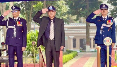 পুলিশ কোনো রাজনৈতিক দলের রক্ষক নয় : স্বরাষ্ট্র উপদেষ্টা