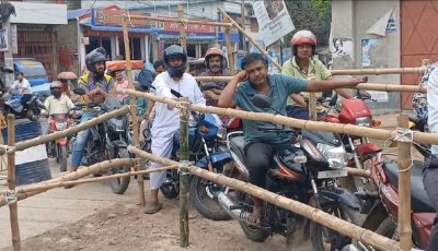 জ¦ালানি তেল পেতে ভোগান্তি কমাতে ও অনিয়ম ঠেকাতে নওগাঁয় ফুয়েল ব্যবস্থাপনা অ্যাপ চালু