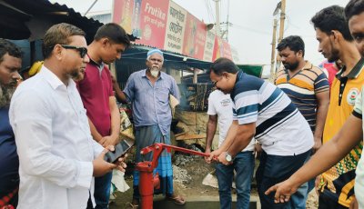 সিংড়ায় পানির সঙ্কট দূর করতে টিউবওয়েল স্থাপন করলেন যুবদল নেতা
