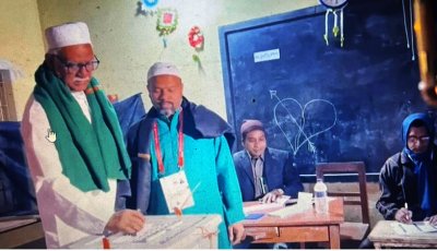 রাজশাহী-৬ আসন : চার প্রার্থী যে কেন্দ্রে ভোট দিলেন