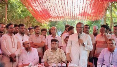 গুরুদাসপুরে ২ কোটি ৪২ লক্ষ টাকা ব্যয়ে ২ কিলোমিটার সড়ক নির্মাণের উদ্বোধন