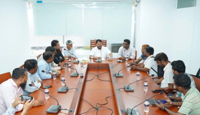 রাসিক প্রশাসকের সাথে রাজশাহী মডেল প্রেসক্লাবের নেতৃবৃন্দের মতবিনিময়