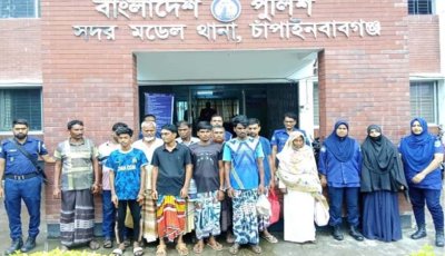 চাঁপাইনবাবগঞ্জে বিজিবি-পুলিশের পৃথক অভিযানে বিপুল মাদক জব্দ, গ্রেপ্তার ২২