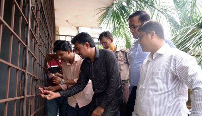ভুবনমোহন পার্কের স্থাপনা অবৈধ দখলমুক্তকরণ