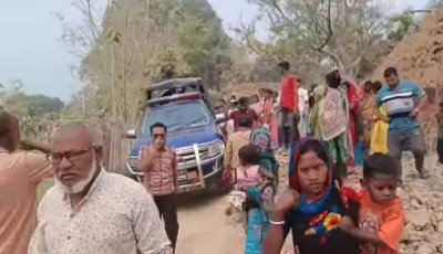 নিয়ামতপুরে খাস পুকুরে মাছ ধরাকে কেন্দ্র করে সংঘর্ষ