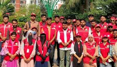 রাসিক প্রশাসকের সাথে রেড ক্রিসেন্ট সোসাইটির স্বেচ্ছাসেবকদের সৌজন্য সাক্ষাৎ