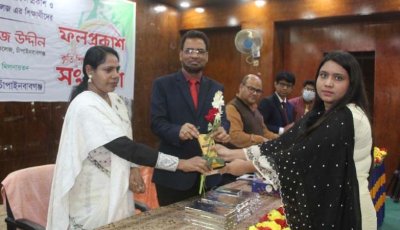 শিক্ষার্থীদের কলেজমুখী করার উদ্যোগ নবাবগঞ্জ সরকারি কলেজের