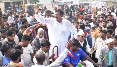 নগরীর ১ ও ২ নং ওয়ার্ডে বিএনপি প্রার্থী মিনুর গণসংযোগ