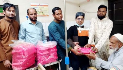 ধামইরহাটে এনসিপির প্রতিষ্ঠা বার্ষিকীতে হাসপাতালে ১শত রোগীর মাঝে ইফতার বিতরণ