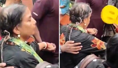 ‘ককরোচ’দের বিক্ষোভে লাঠিচার্জ, কাঁদানে গ্যাস! অসুস্থ শাবানা আজমি, উদ্বেগ সিনেপাড়ায়!