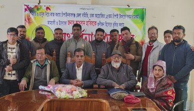 শিবগঞ্জে গুণীজন ভূষিত হওয়ায় আহসান হাবিবকে সংবর্ধনা