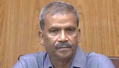 শতকোটি টাকা দুর্নীতির অভিযোগ : আসিফ নজরুলের বিরুদ্ধে দুদকে আবেদন