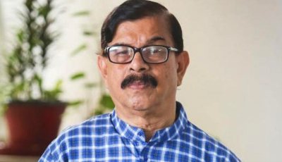 ভোটের ৩ দিন আগে ঢাকা-১৮ আসন থেকে সরে দাঁড়ালেন মান্না