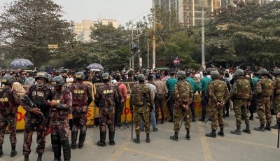 ইসি ভবনে বিজিবি মোতায়েন