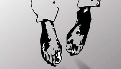 গোমস্তাপুরে কিশোরীর ঝুলন্ত মরদেহ উদ্ধার