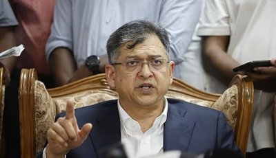 আওয়ামী আমলে দেওয়া অস্ত্রের লাইসেন্স যাচাই-বাছাই হবে: স্বরাষ্ট্রমন্ত্রী