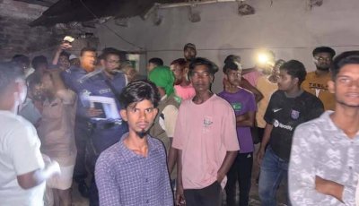জয়পুরহাটে ছেলের বাঁশের খুঁটির আঘাতে বাবার মৃত্যু, মা-মেয়ে হাসপাতালে