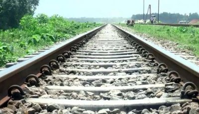 টাঙ্গাইলে ট্রেনে কাটা পড়ে ৫ জন নিহত