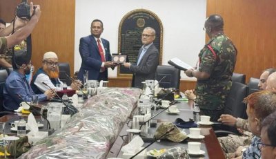 বড়পুকুরিয়া কয়লা খনি সফরে দেশি-বিদেশি সামরিক ও বেসামরিক কর্মকর্তা