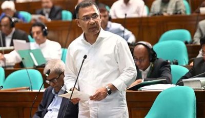 জরুরি সেবায় নিয়োজিতদের জ্বালানি তেলের রেশনিং তুলে নেওয়া হয়েছে : সংসদে প্রধানমন্ত্রী