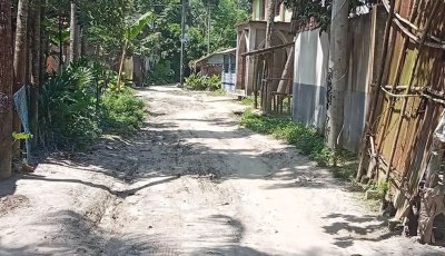 সংস্কারের কথা বলে ইট তুলে নিলেন চেয়ারম্যান, চার মাসেও শুরু হয়নি কাজ