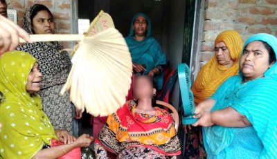 ঈশ্বরদীতে শিক্ষার্থীকে শাসন করায় ৩ শিক্ষিকাকে টেনে হিঁচড়ে রাস্তায় এনে মারধর, থানায় মামলা