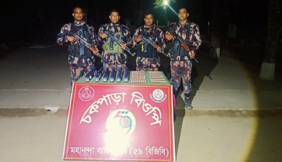শিবগঞ্জ সীমান্তে ৫৯ বিজিবির অভিযানে বিপুল পরিমাণ মাদক উদ্ধার