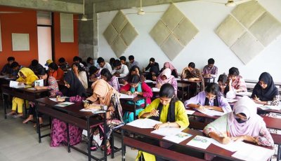 বরেন্দ্র বিশ্ববিদ্যালয়ে সামার-২০২৬ সেশনের ভর্তি পরীক্ষা অনুষ্ঠিত
