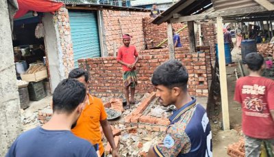 বগুড়ার শেরপুরের বারদুয়ারী হাটে স্থায়ী স্থাপনা নির্মাণাধীন, দায় নিতে নারাজ প্রশাসন