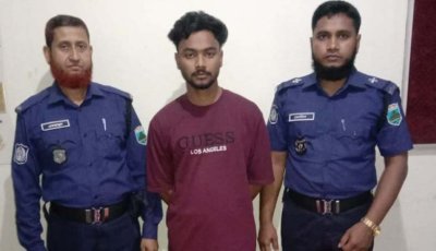 সাপাহারে শিশুকে প্রতারণা করে ১২ ভরি স্বর্ণ হাতিয়ে নেয়া জুয়েলারি মালিক গ্রেফতার