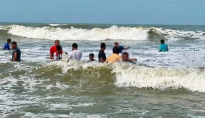 সৈকতে গোসলে নেমে ৩ পর্যটকের মৃত্যু, নিখোঁজ ২