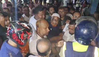 সাঁথিয়ায় পাল্টাপাল্টি কর্মসূচীতে বিএনপি-জামায়াত মুখোমুখি, বিএনপির বিক্ষোভ পণ্ড