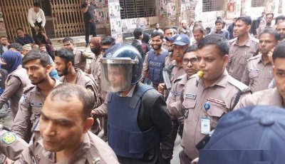 জামায়াত আমিরের এক্স ‘হ্যাকড’: বঙ্গভবনের কর্মী ছরওয়ারের জামিন