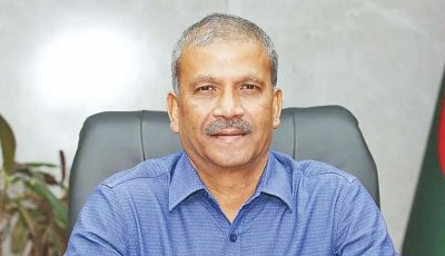 নতুন নির্বাচিত সংসদ সদস্যদের সাবেক স্পিকারের শপথ পড়ানোর সুযোগ নেই : আইন উপদেষ্টা