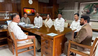 প্রধানমন্ত্রীর সঙ্গে সাক্ষাৎ ৫ সিটির প্রশাসকদের