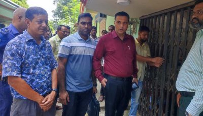 গোদাগাড়ীতে অনিয়মের অভিযোগে ক্লিনিক সিলগালা