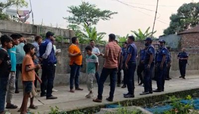 এবার পুলিশের কাছ থেকে হ্যান্ডকাফসহ ৫ আসামি ছিনতাই