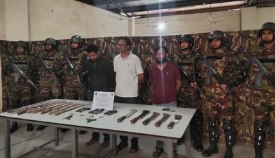 সাভারে ৩ পিস্তল আগ্নেয়াস্ত্রসহ স্বেচ্ছাসেবক দলের নেতা গ্রেপ্তার